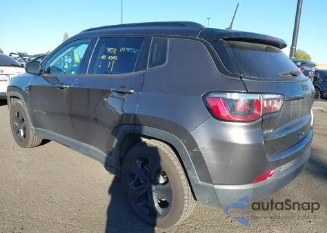 2019 Jeep Compass Altitude Fwd from USA, damaged, VIN 3C4NJCBB6KT726888